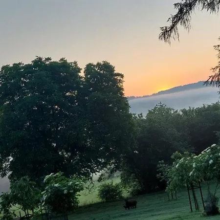 Na Samote, Sumava Vrhavec